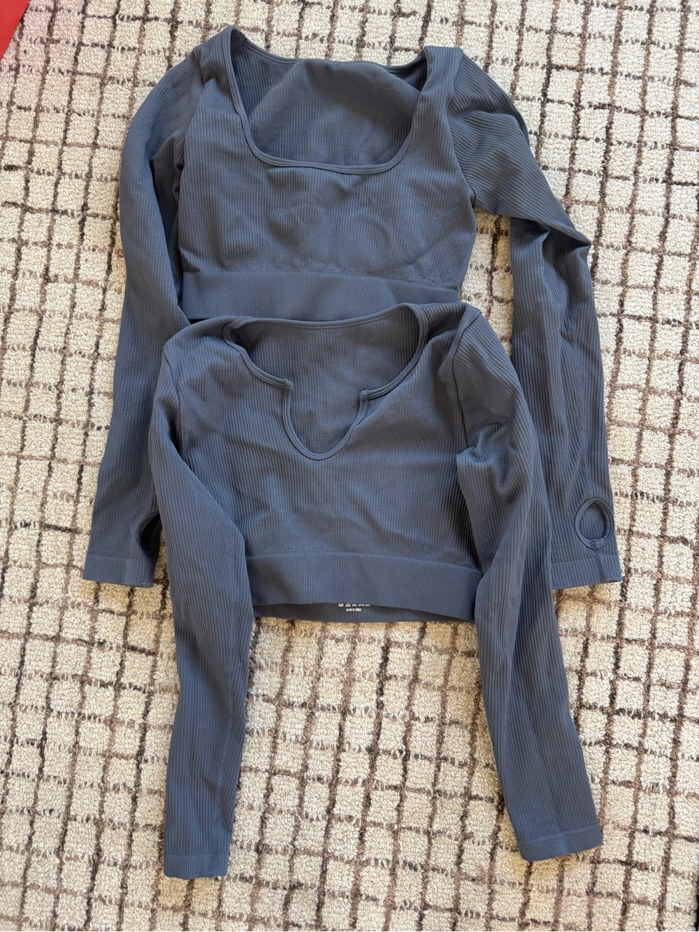 Women’s Long-Sleeve Scoop Neck Ribbed Tops
